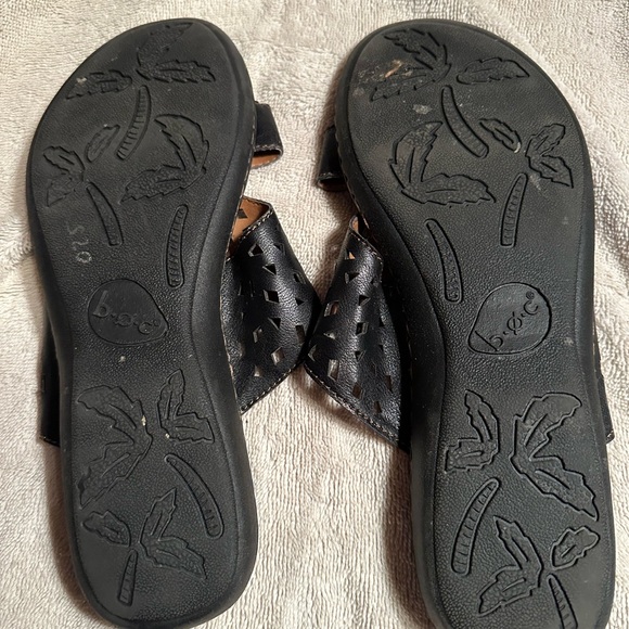 boc Born Concepts black sandals W10 EUC - Picture 3 of 4